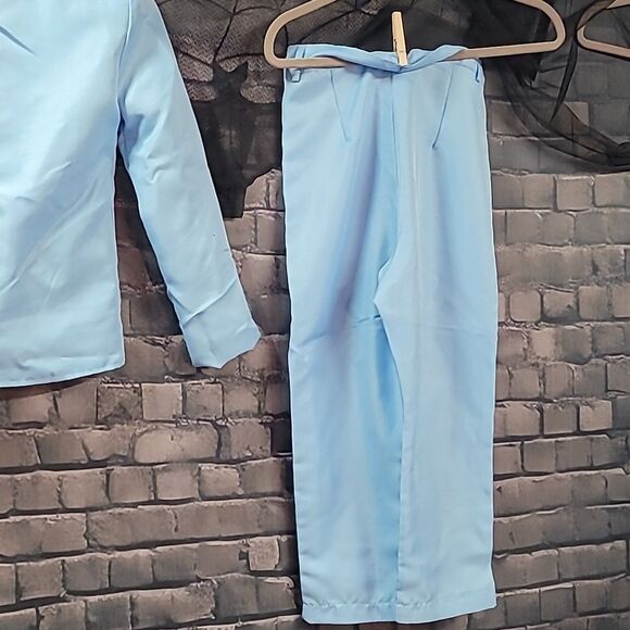 Light Blue Suit with Top Hat and Bow Tie - Picture 8 of 15